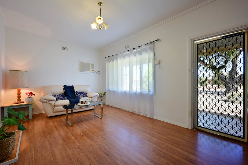 16 Loveday Street, Whyalla Norrie, SA, 5608 - Image 4