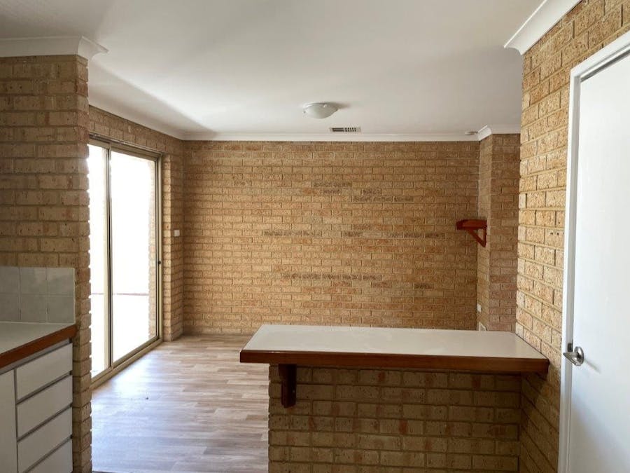 1/106 Strickland Street, Bunbury, WA, 6230 - Image 5