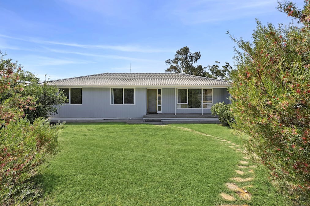 4 Hayward Terrace, Loxton, SA, 5333 - Image 13