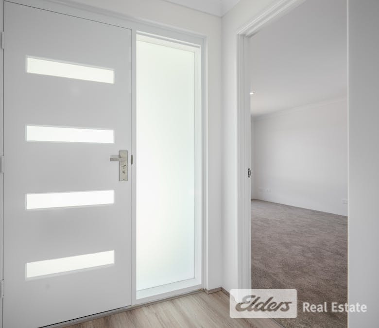 12 Caledon Street, Golden Bay, WA, 6174 - Image 2