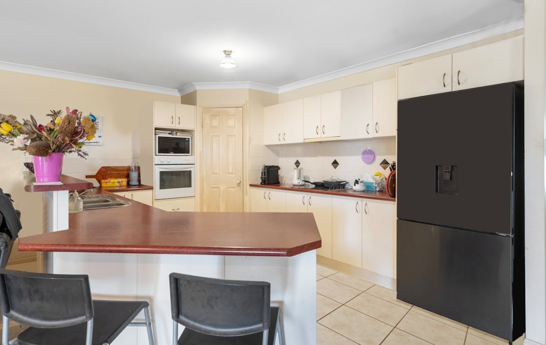 19 Caledonian Road, Walloon, QLD, 4306 - Image 4