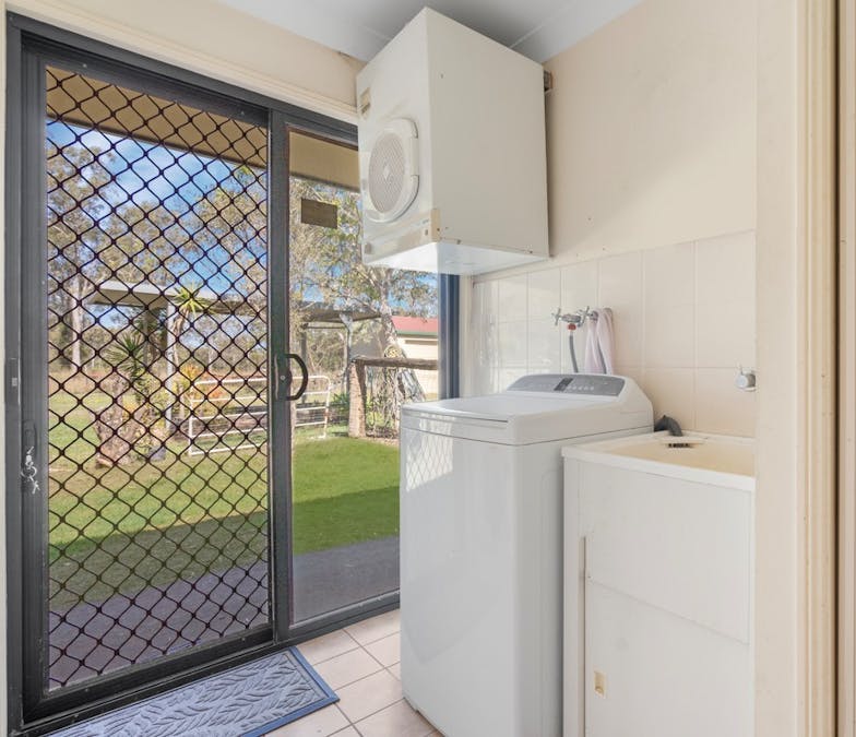 19 Caledonian Road, Walloon, QLD, 4306 - Image 16