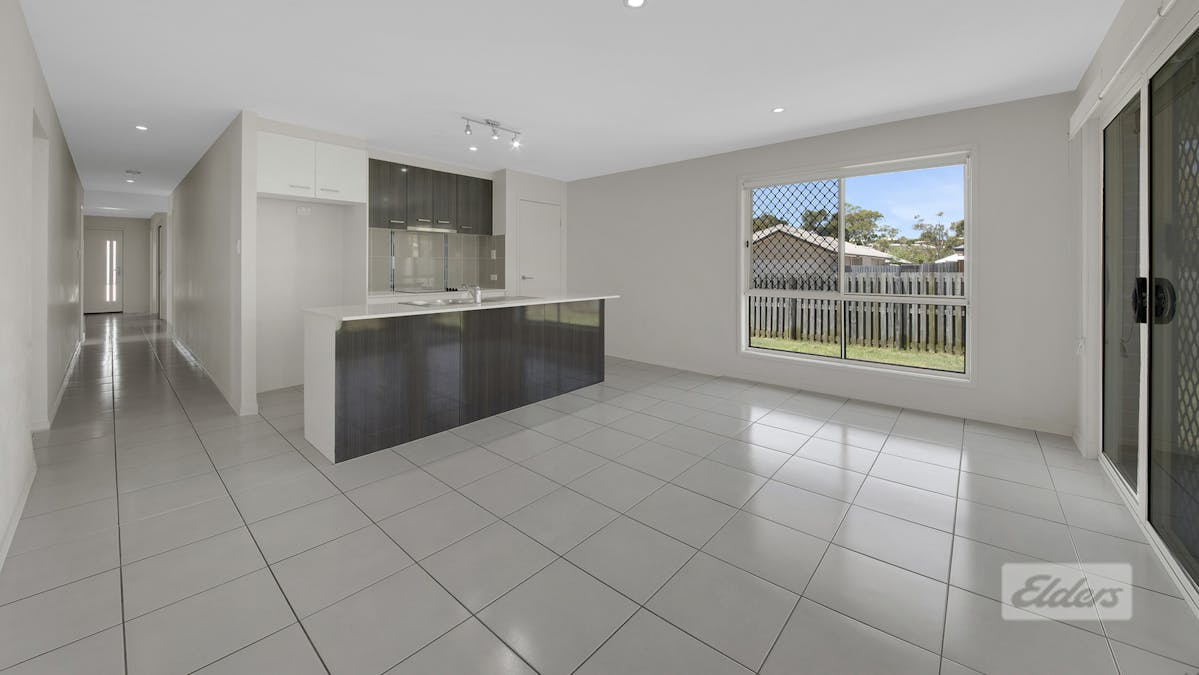 15 Kingfisher Street, New Auckland, QLD, 4680 - Image 3