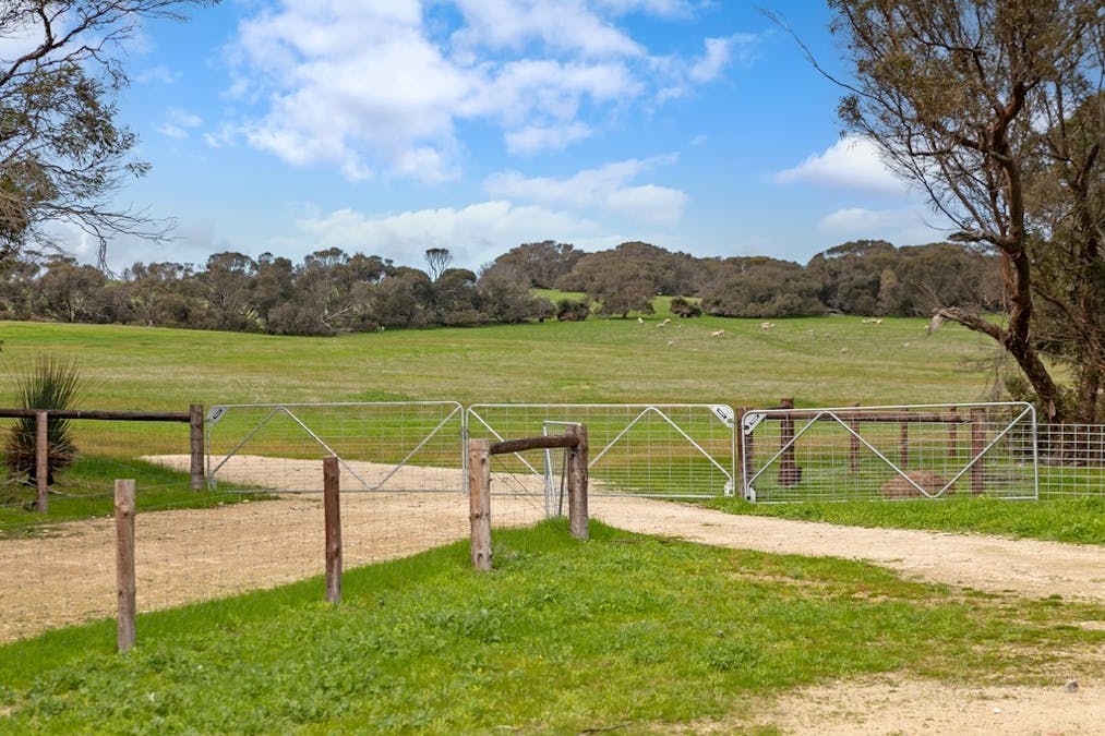 623 Three Chain Road, Haines, SA, 5223 - Image 12