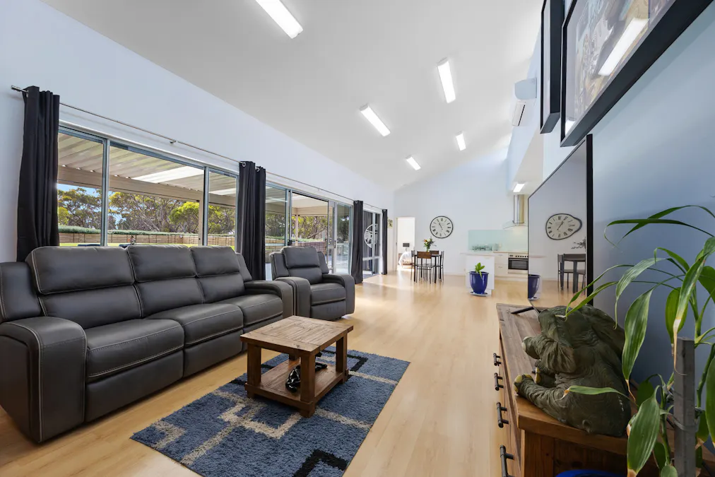 7 Bluebush Court, Murray Bridge, SA, 5253 - Image 4