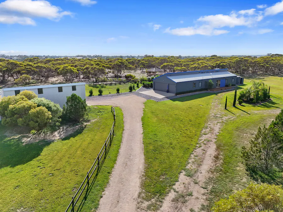 7 Bluebush Court, Murray Bridge, SA, 5253 - Image 29