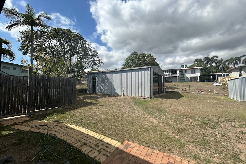 5 Ellen Street, West Gladstone, QLD, 4680 - Image 12
