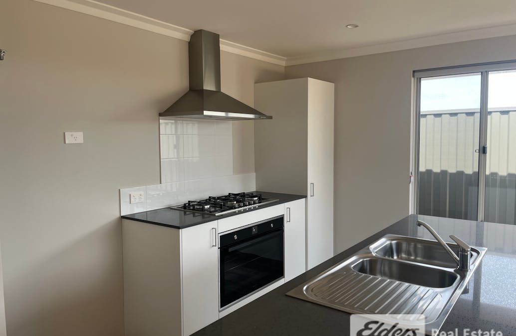 32 Tidal Drive, Port Kennedy, WA, 6172 - Image 4