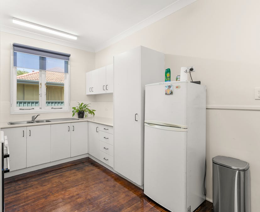 6 Boyalla Street, Carey Park, WA, 6230 - Image 10