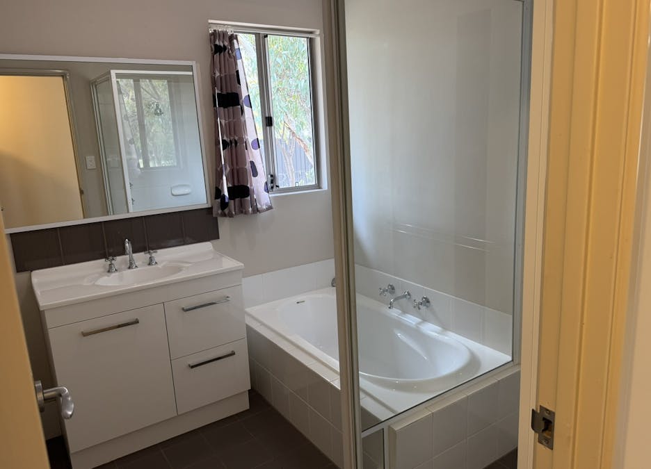 10/2 Eighth Street, York, WA, 6302 - Image 27