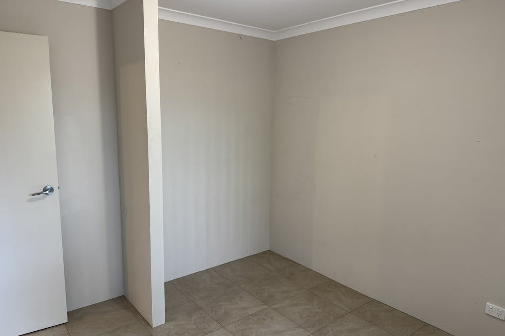 10/2 Eighth Street, York, WA, 6302 - Image 13