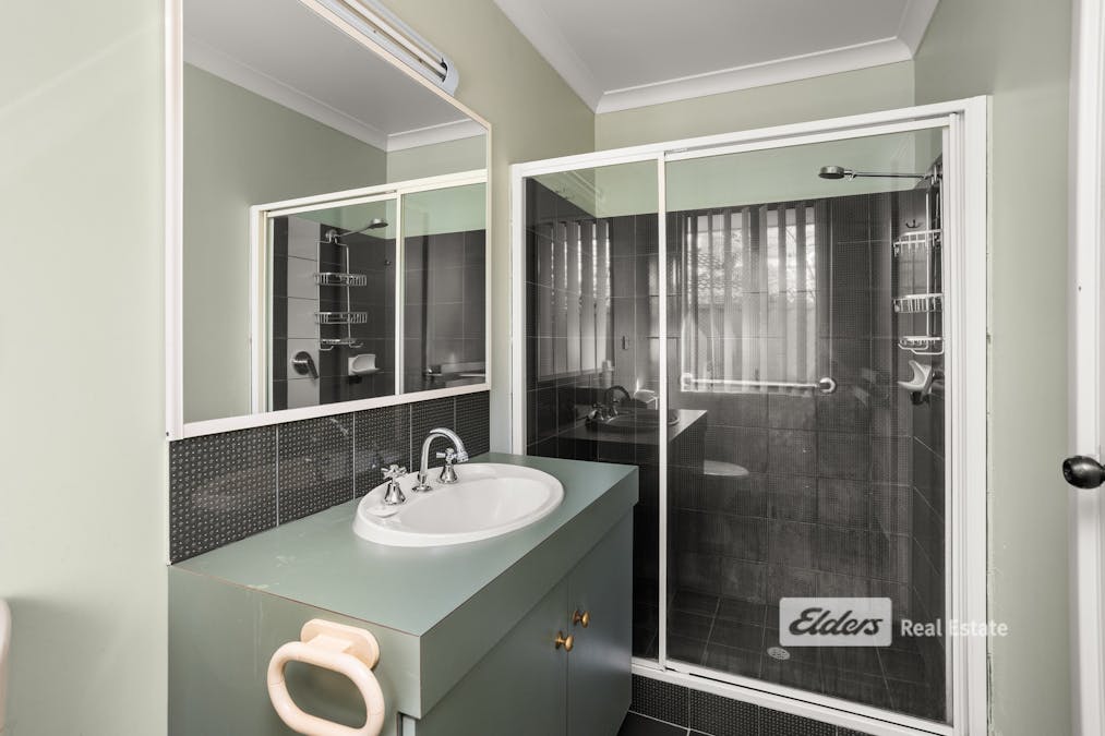 6 Gaudin Way, Australind, WA, 6233 - Image 9
