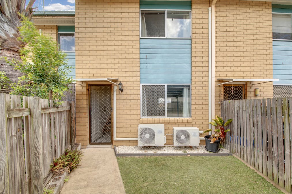 2/16 McCann Street, South Gladstone, QLD, 4680 - Image 2