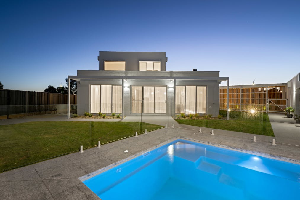 74 Peter Thomson Circuit, Yarrawonga, VIC, 3730 - Image 2