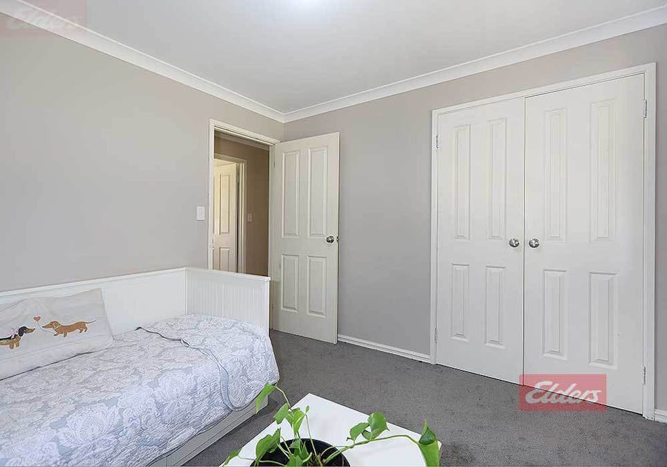 10 Cheetaning Street, Wandering, WA, 6308 - Image 17