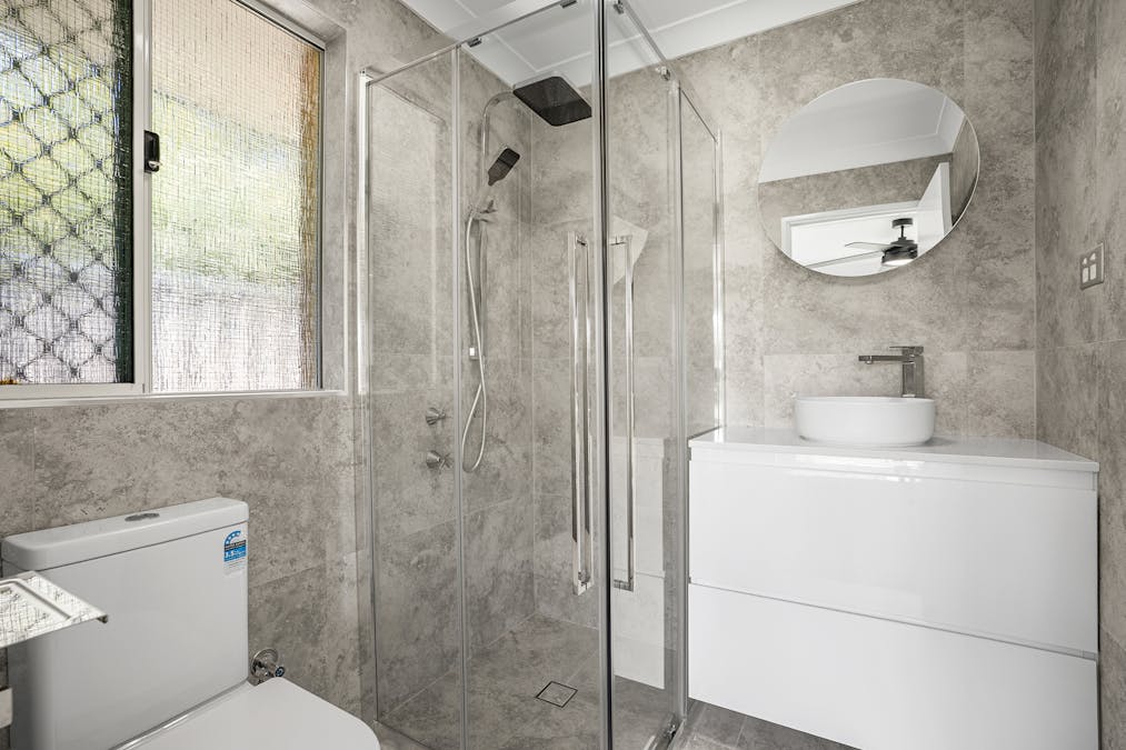 3 Sunderland Close, Greenfields, WA, 6210 - Image 3