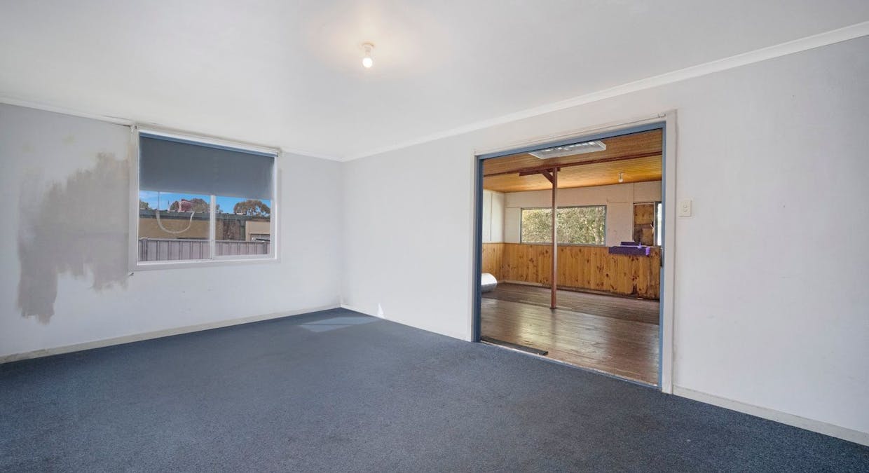 8 Tennyson Street, Hamilton, VIC, 3300 - Image 5