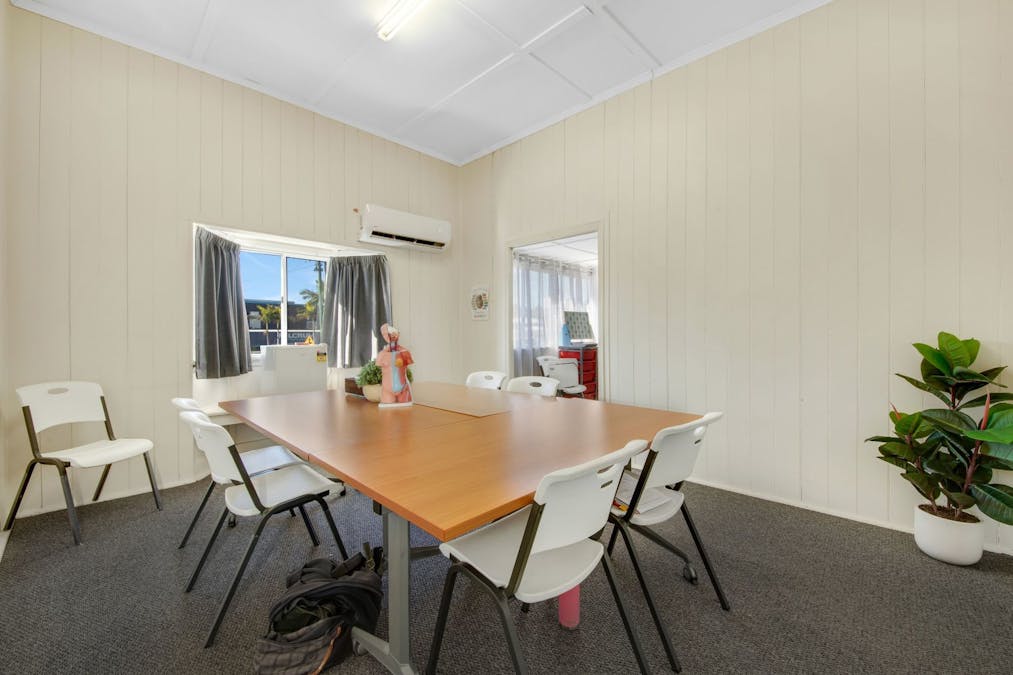 70 Lord Street, Gladstone Central, QLD, 4680 - Image 13