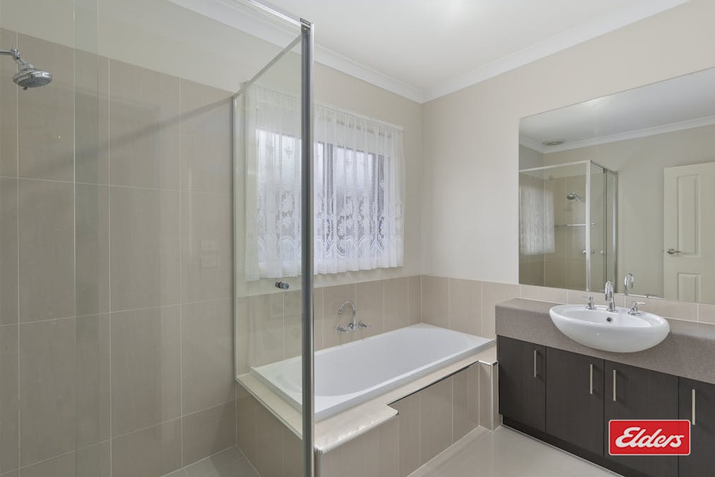 21 Leah Drive, Yarrawonga, VIC, 3730 - Image 3