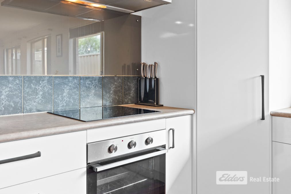 5 Vivian Crescent, Lockyer, WA, 6330 - Image 8