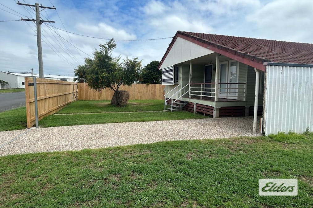 25 Moura Crescent, Barney Point, QLD, 4680 - Image 2