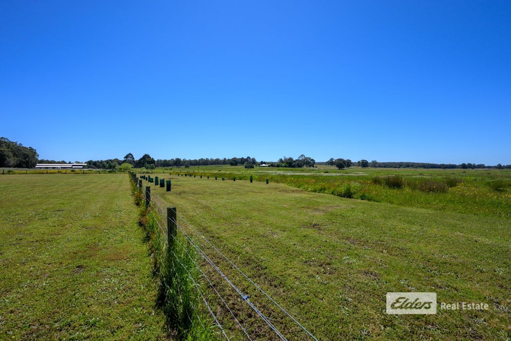 205 Ravenscliffe Road, Kirup, WA, 6251 - Image 13