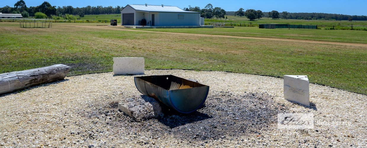 205 Ravenscliffe Road, Kirup, WA, 6251 - Image 11