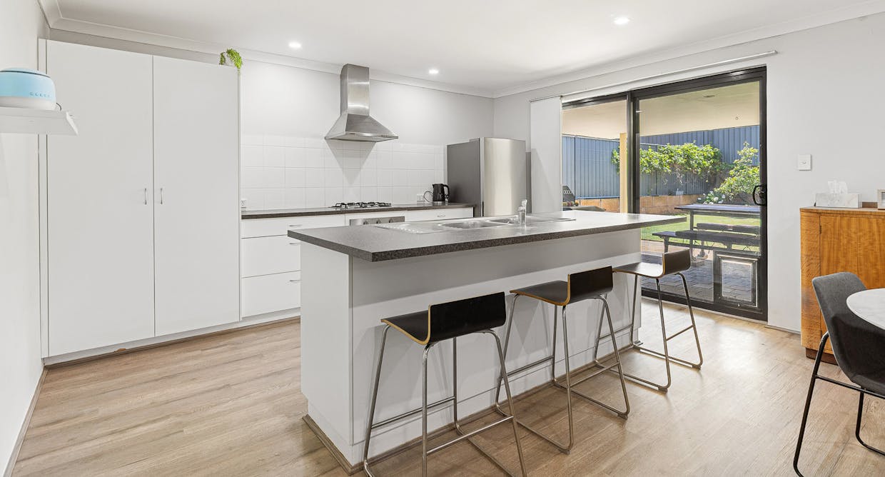 32 Beckingham Parkway, Baldivis, WA, 6171 - Image 2