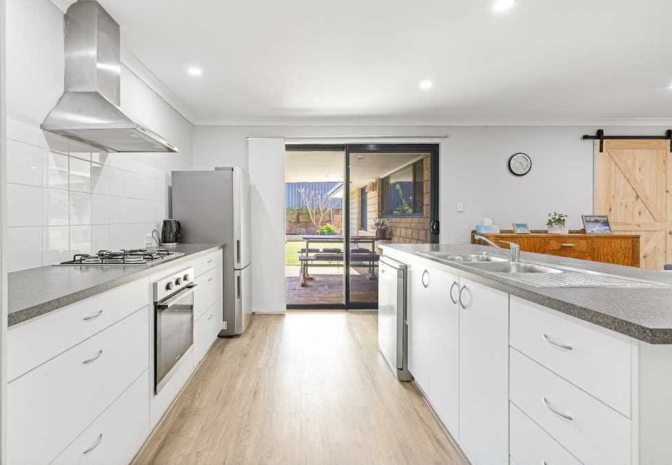 32 Beckingham Parkway, Baldivis, WA, 6171 - Image 3