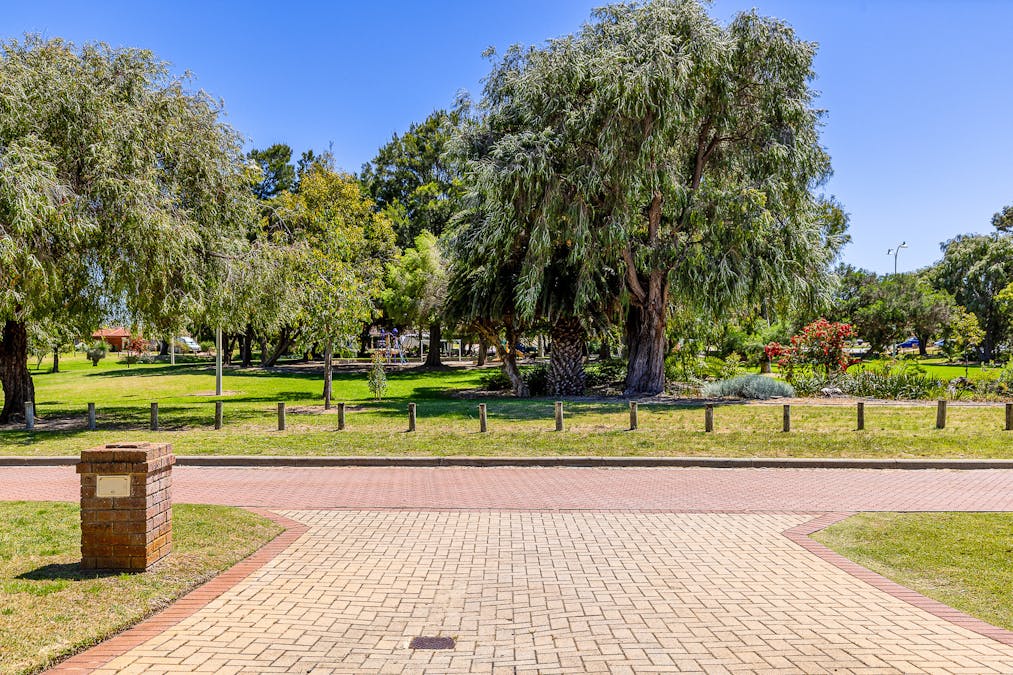 18 Trafalgar Gardens, Port Kennedy, WA, 6172 - Image 22