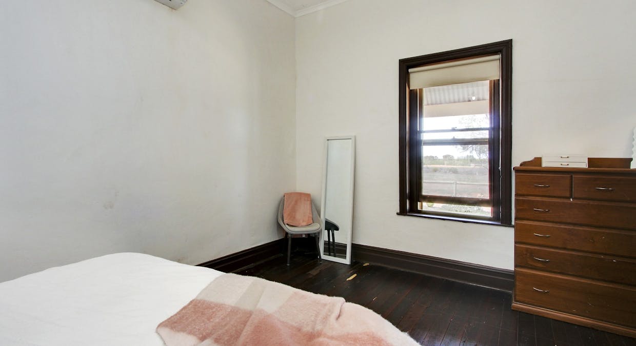 21981 Sturt Highway, Paringa, SA, 5340 - Image 11