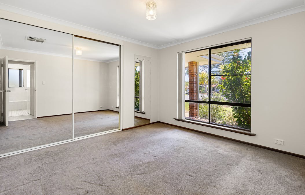 8 Belair Place, Cooloongup, WA, 6168 - Image 8