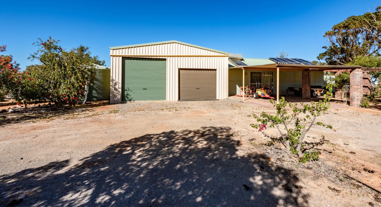 50 Stephen Road, Waggrakine, WA, 6530 - Image 11