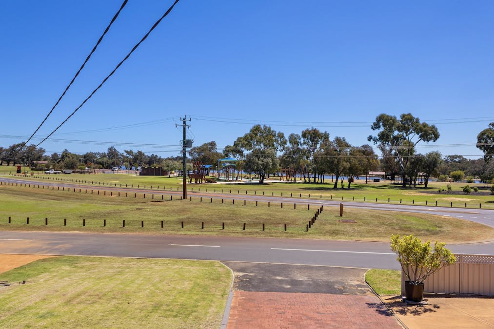 33A Ennis Street, Eaton, WA, 6232 - Image 3