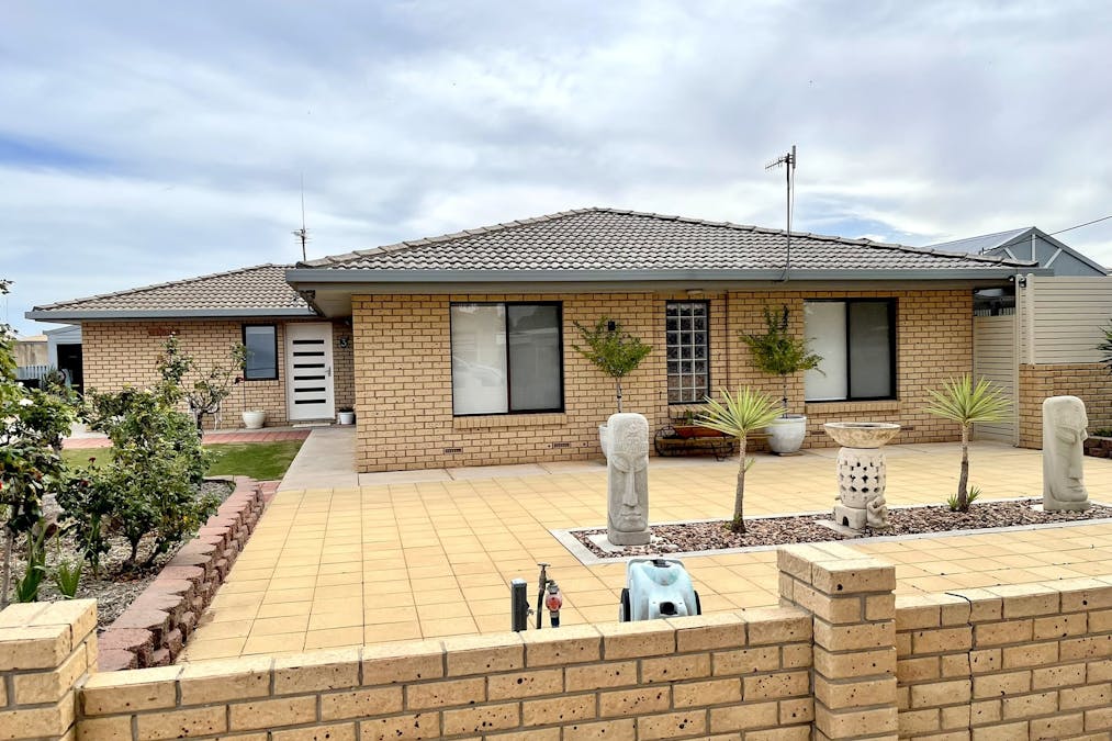 3 Nicholas Street, Ceduna, SA, 5690 - Image 1
