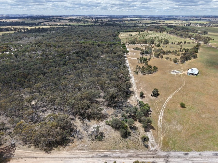 2038  Westdale Road, Dale, WA, 6304 - Image 32