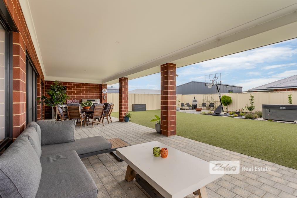 55 Oakridge Road, Australind, WA, 6233 - Image 18