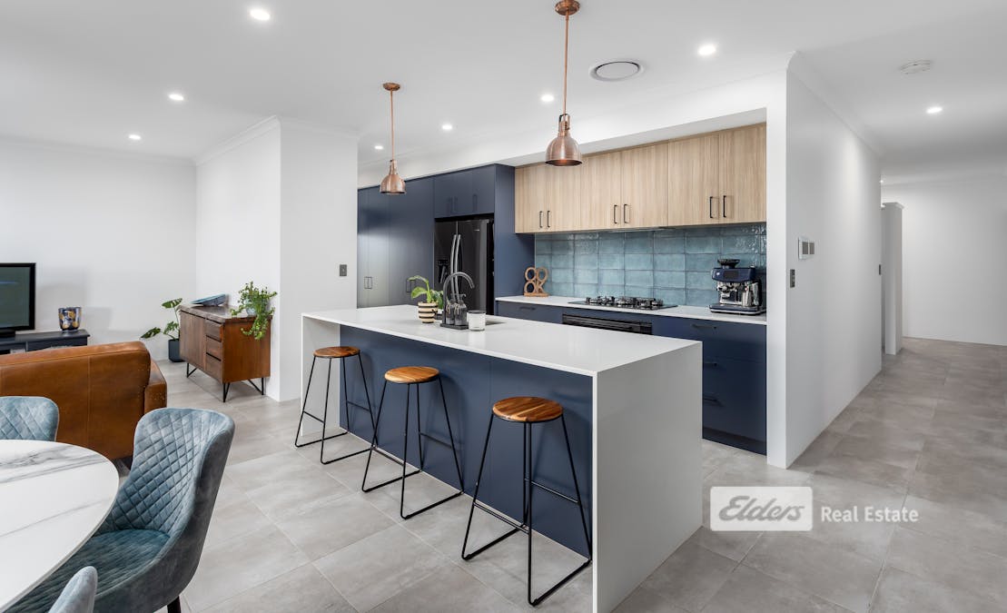 55 Oakridge Road, Australind, WA, 6233 - Image 4