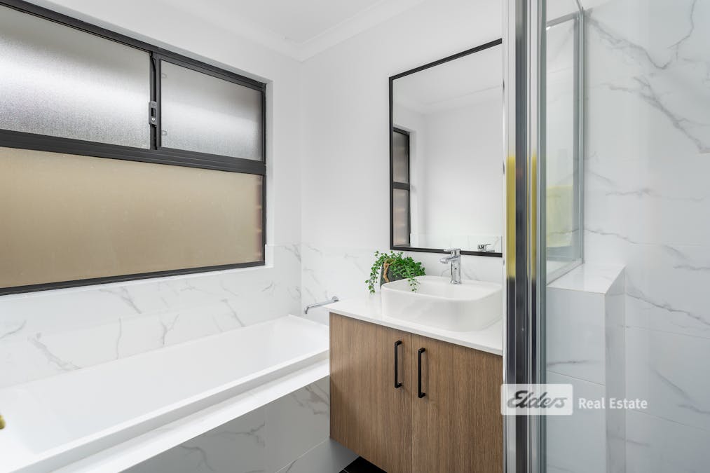 55 Oakridge Road, Australind, WA, 6233 - Image 14