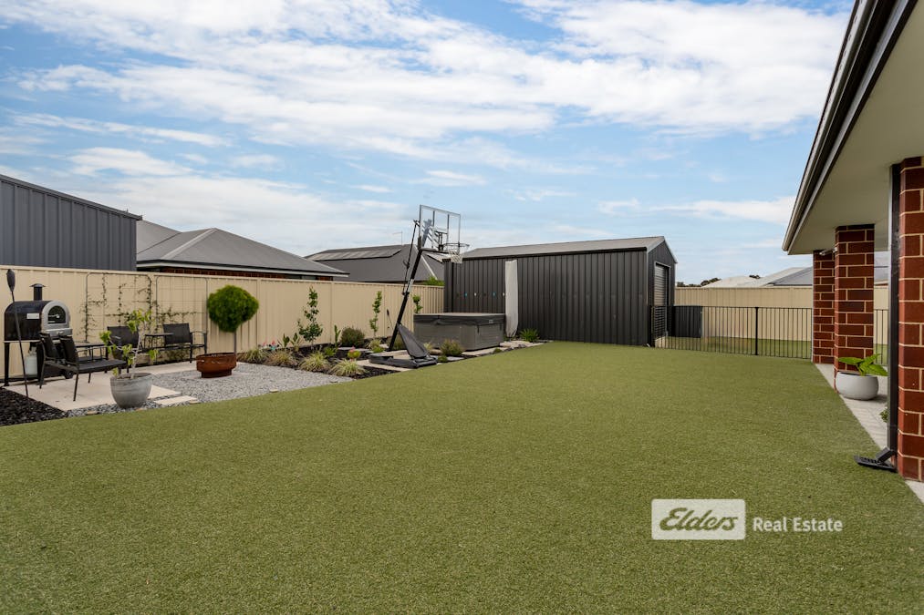55 Oakridge Road, Australind, WA, 6233 - Image 21
