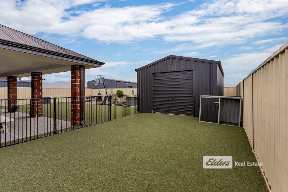 55 Oakridge Road, Australind, WA, 6233 - Image 22