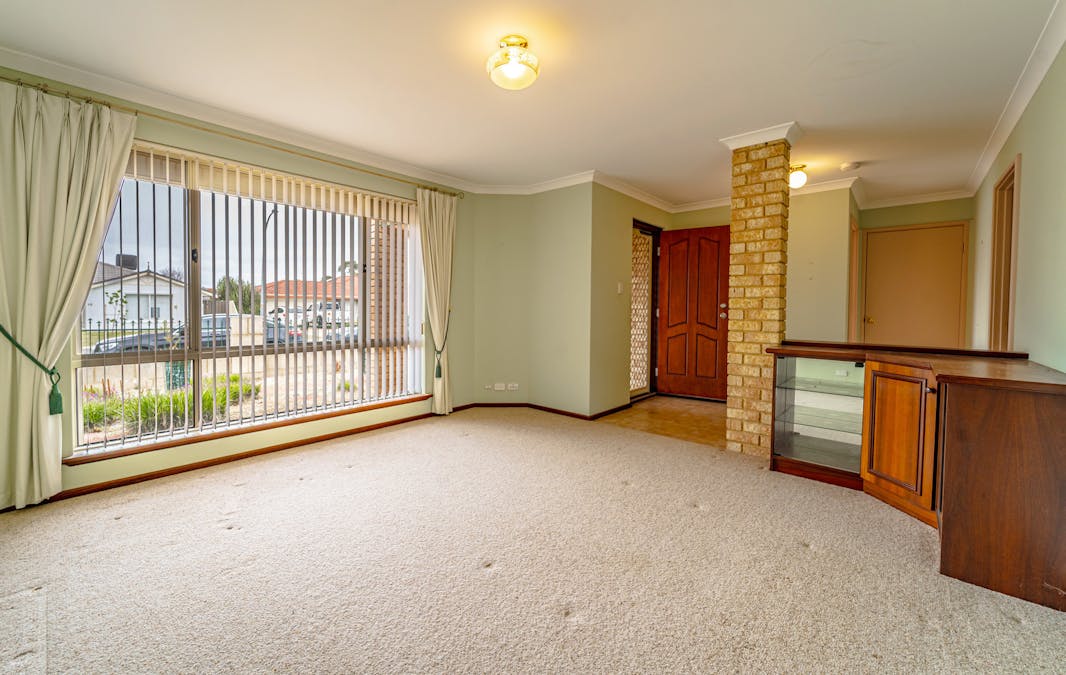 50 Parkland Drive, Warnbro, WA, 6169 - Image 4