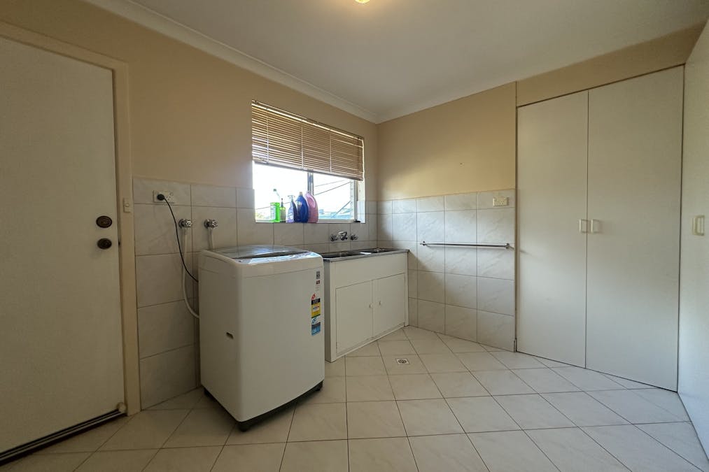 21 Annie Street, Katanning, WA, 6317 - Image 21