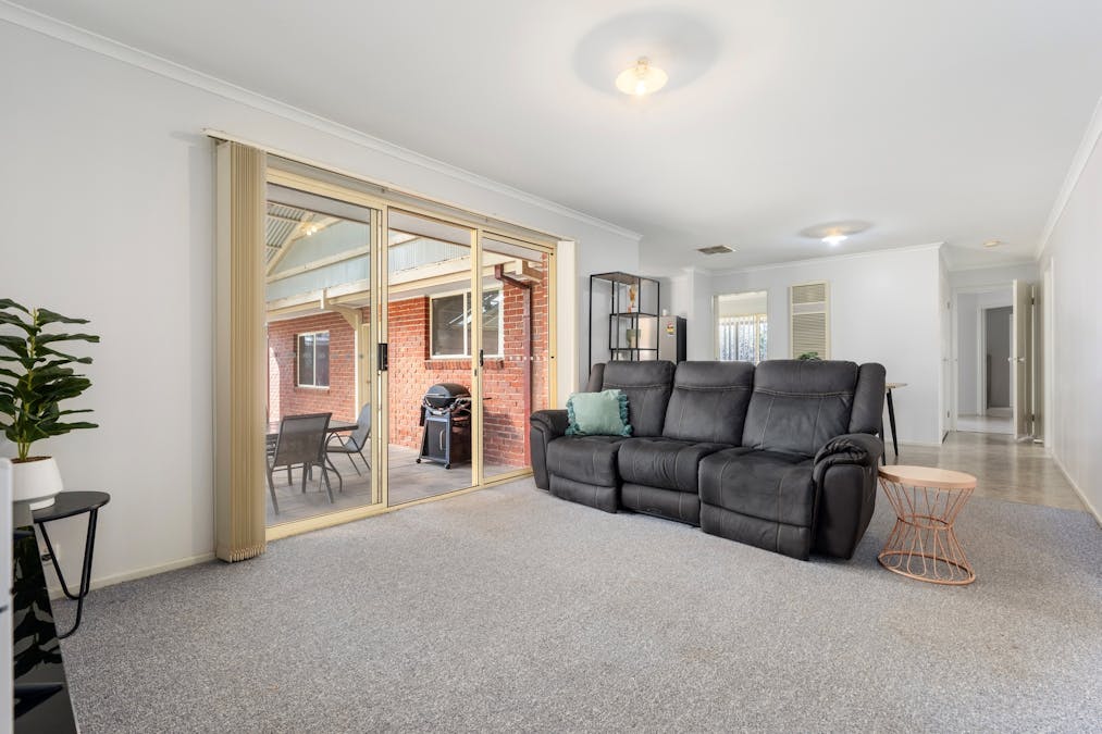 19 Fourth Street, Henty, NSW, 2658 - Image 6