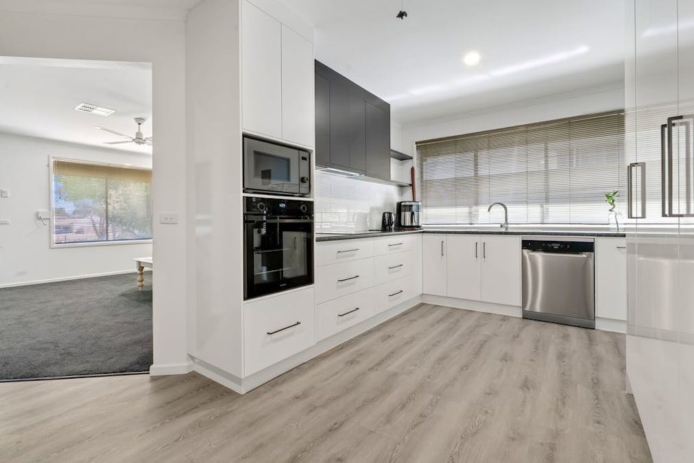 9 Scott Avenue, Barmera, SA, 5345 - Image 3