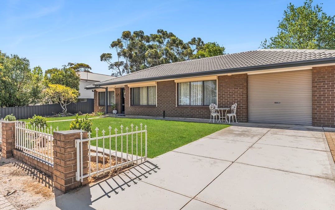 9 Scott Avenue, Barmera, SA, 5345 - Image 2