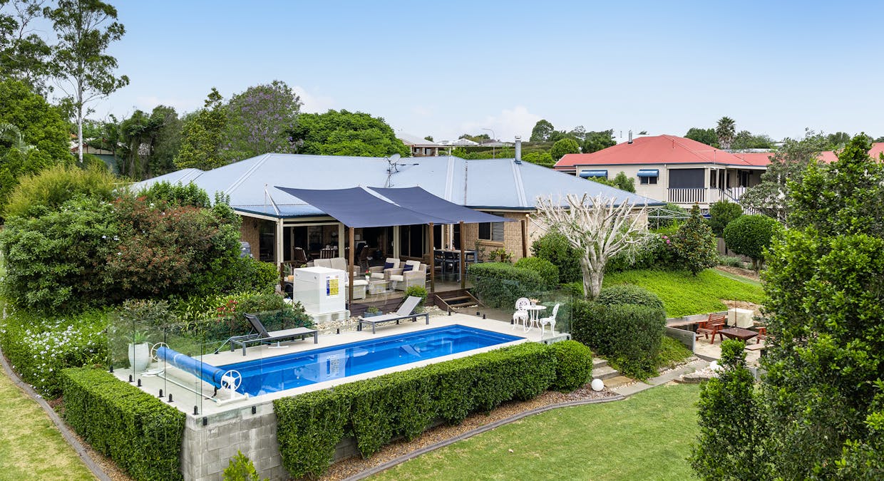 16 Donaghy Court, Highfields, QLD, 4352 - Image 2