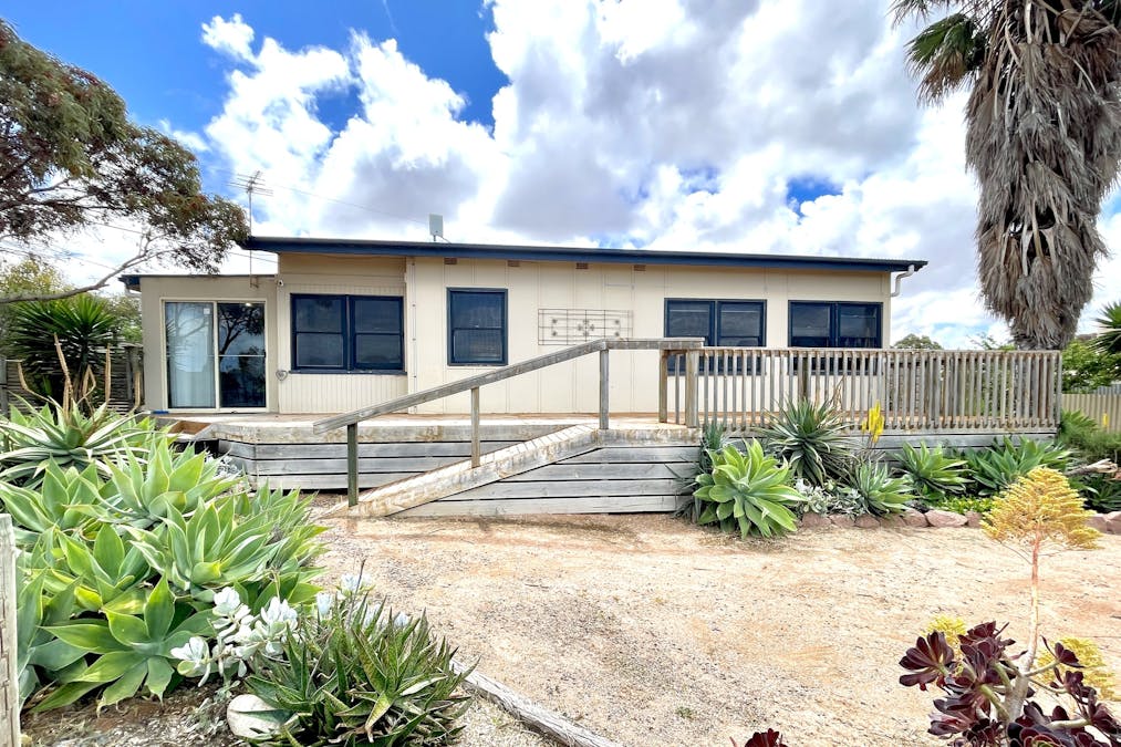 2 McKenzie Street, Denial Bay, SA, 5690 - Image 5