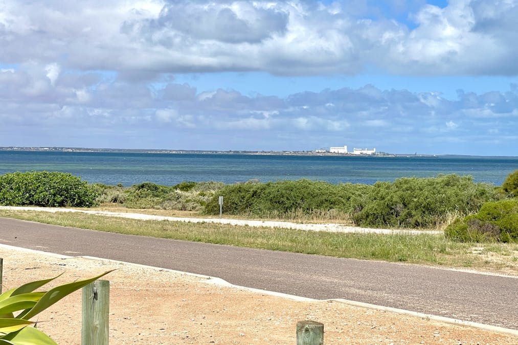 2 McKenzie Street, Denial Bay, SA, 5690 - Image 2