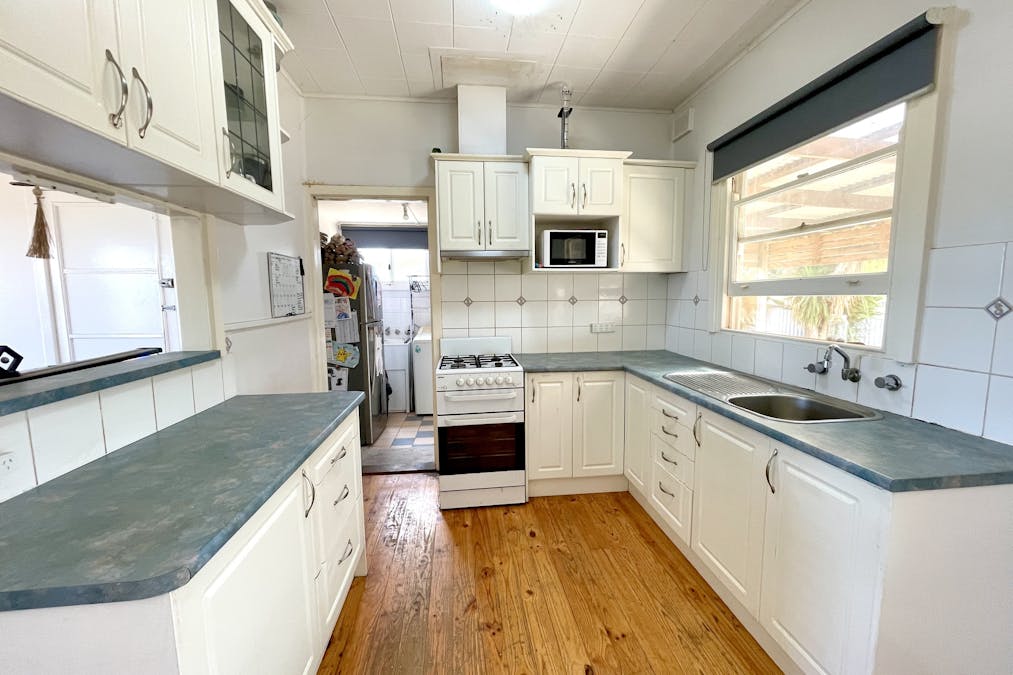 2 McKenzie Street, Denial Bay, SA, 5690 - Image 10